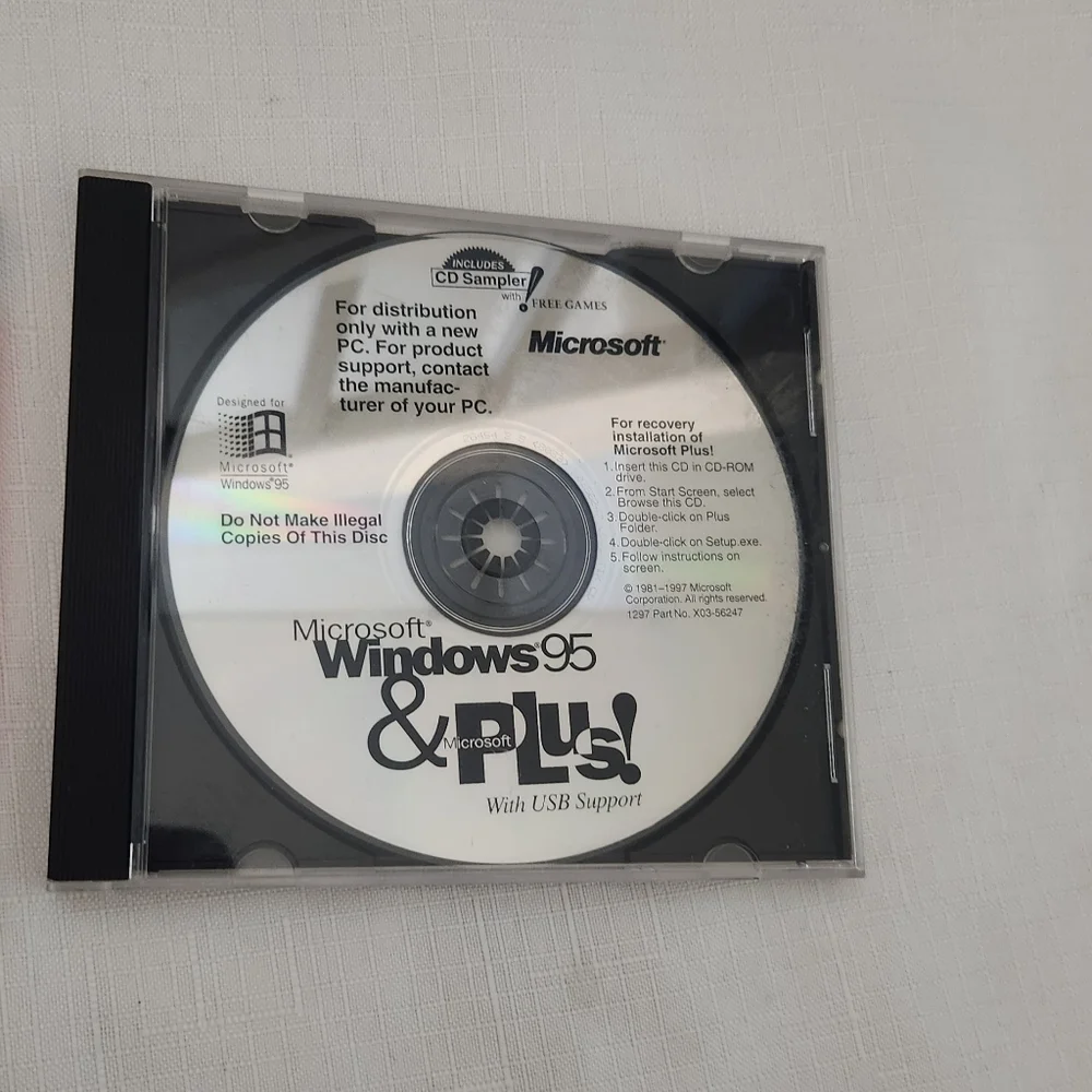 Microsoft Windows 95 with Games and Microsoft Windows 95 & Plus with USB Support